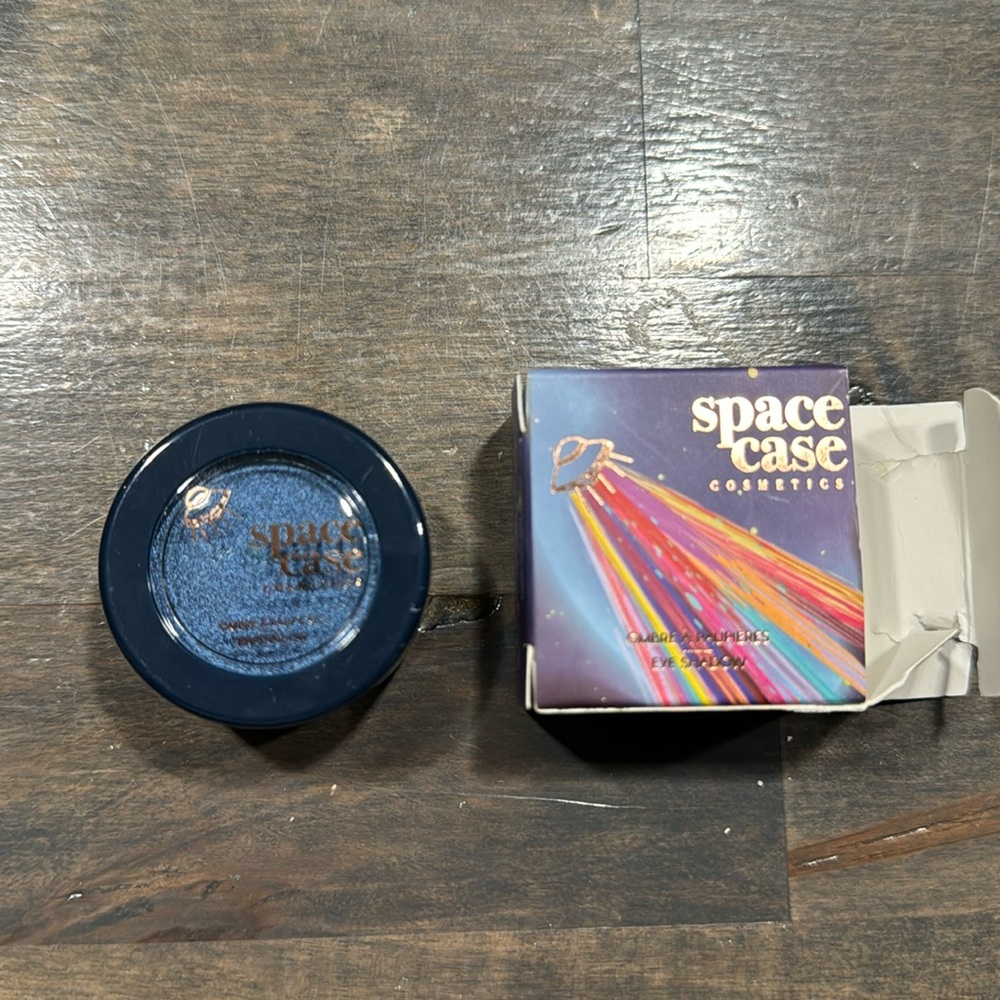 Space case eye shadow